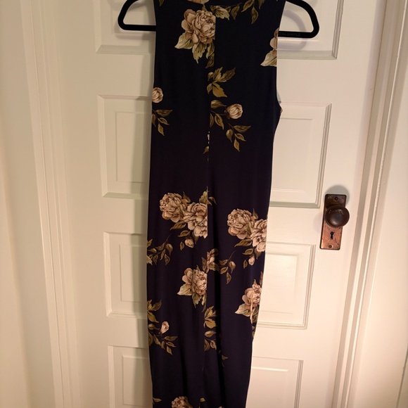 Nine Britton mid calf length patterned dress, size medium. - Picture 10 of 12